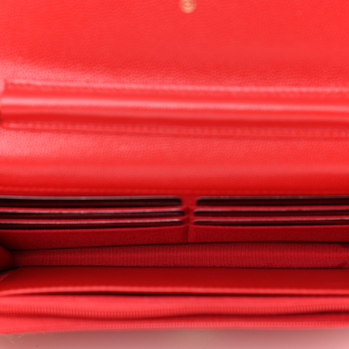 Caviar Quilted Wallet On Chain WOC Red