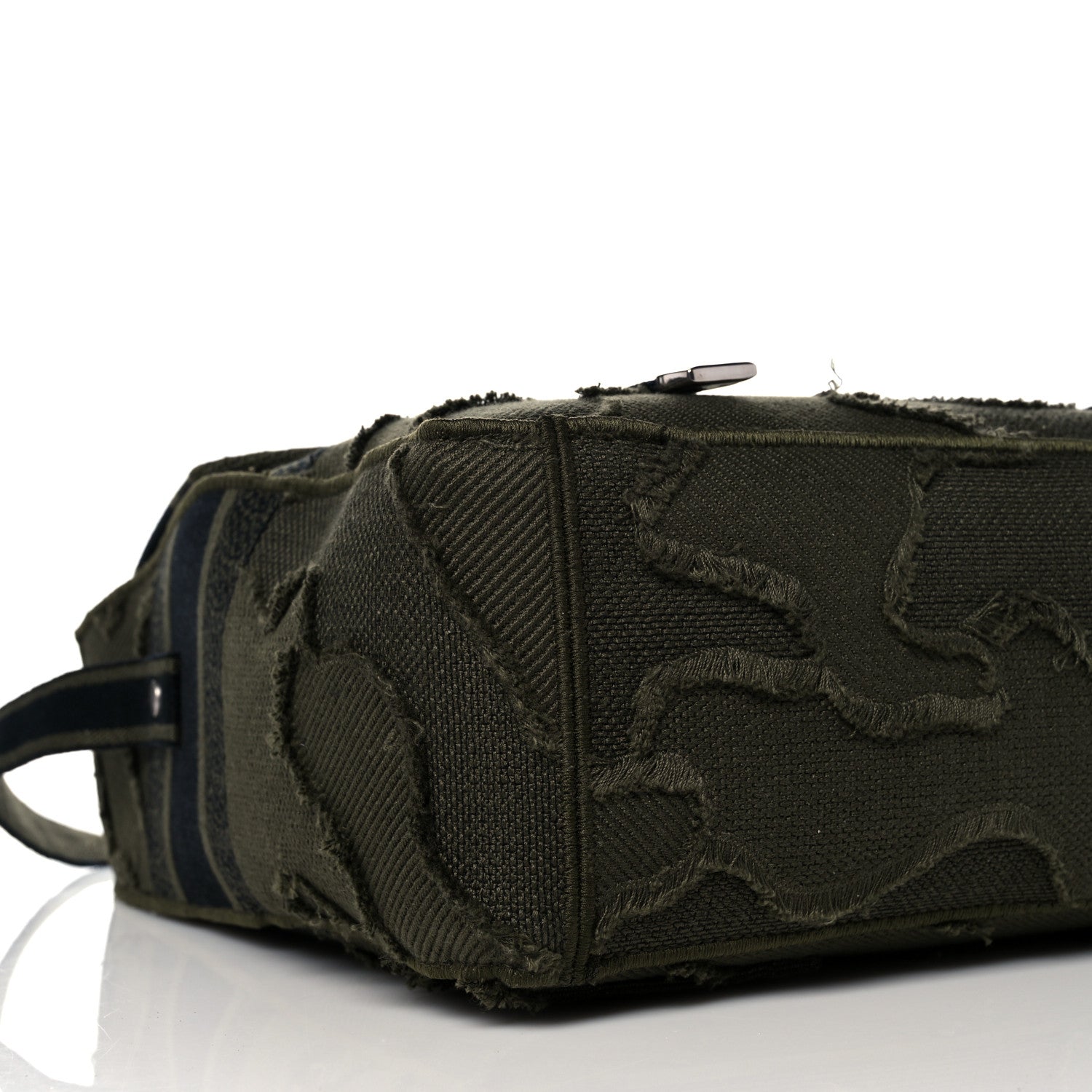 Christian Dior Canvas Embroidered Camouflage Diorcamp Messenger Green 9 of 10