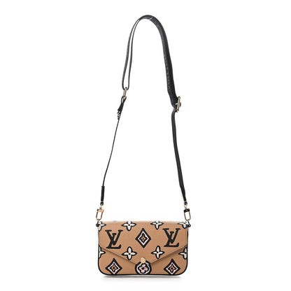 Louis Vuitton Monogram Wild At Heart Felicie Strap & Go Arizona Creme 1 of 8