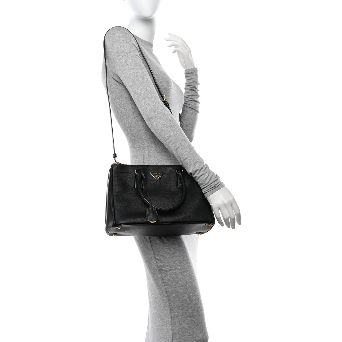 Saffiano Medium Galleria Double Zip Tote Black