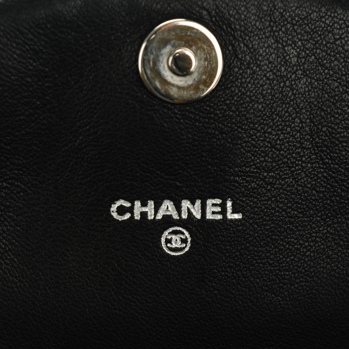 Lambskin Half Moon Wallet On Chain WOC Black