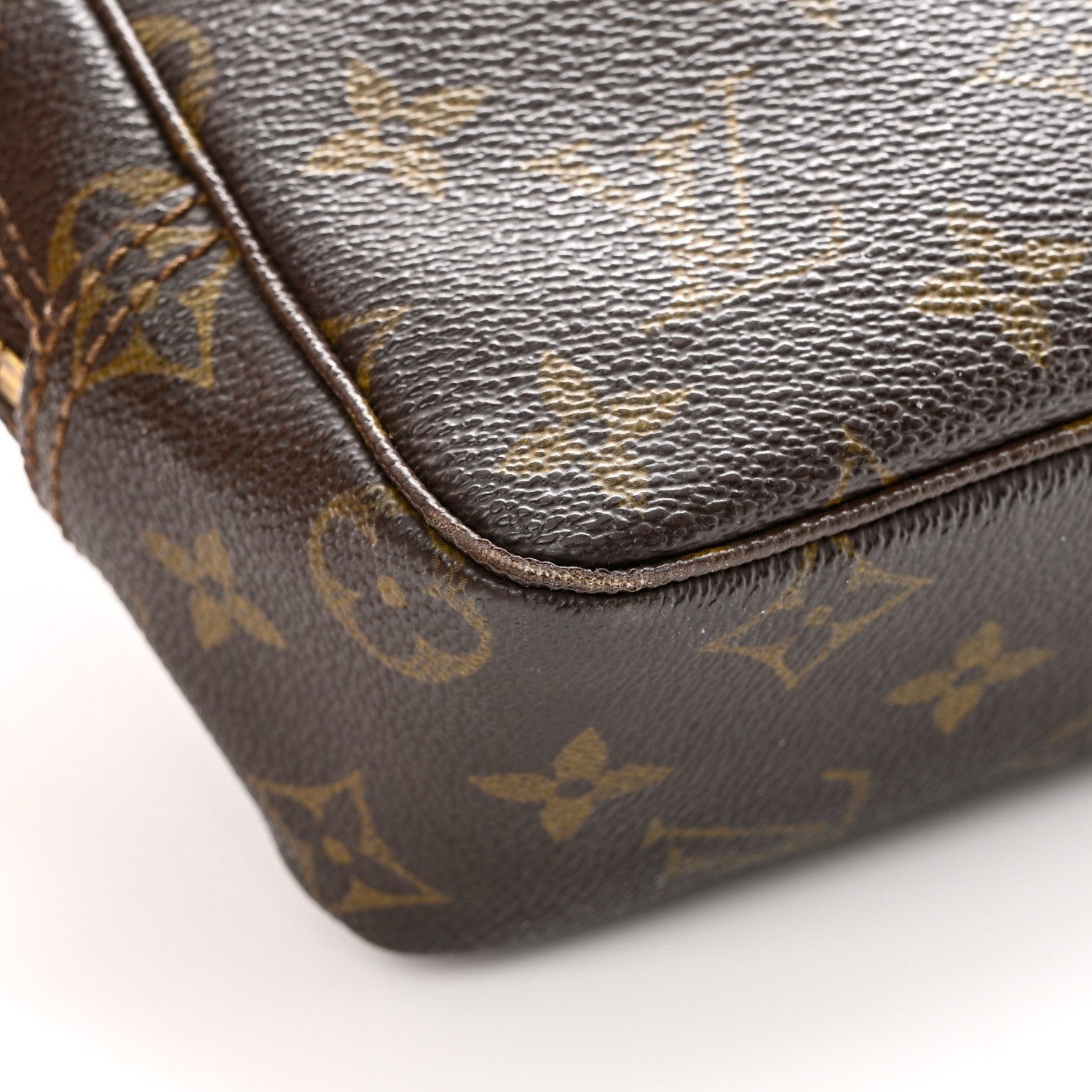 Louis Vuitton Monogram Trousse Toilette 23 13 of 14
