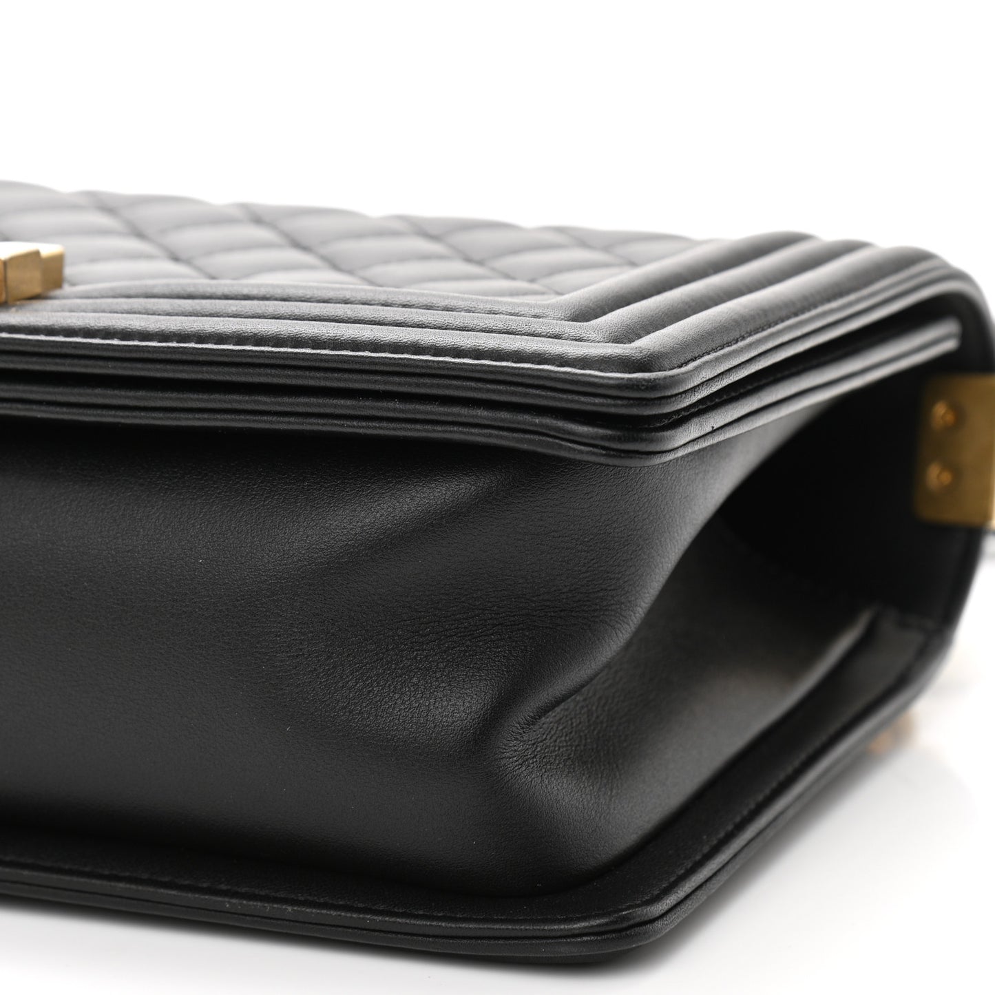 Lambskin Quilted Medium Boy Flap Black