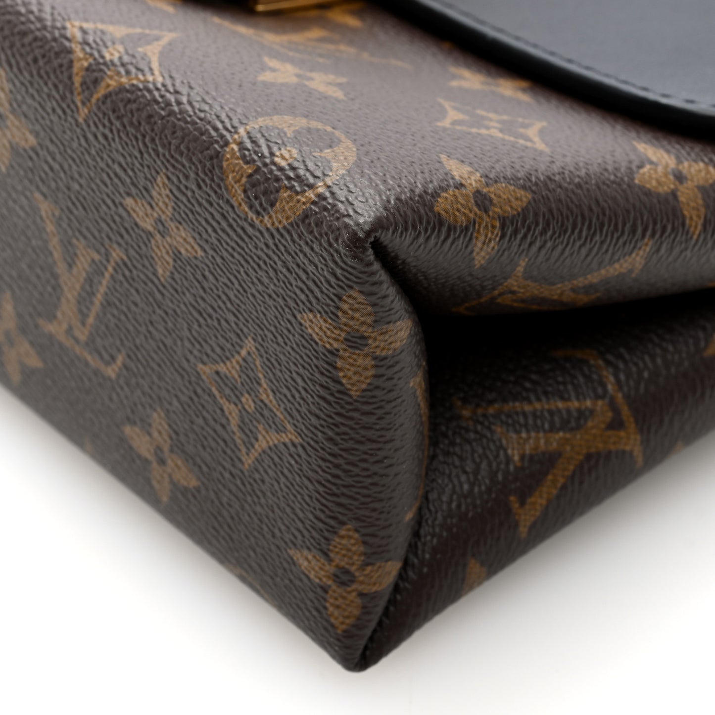 Monogram Locky BB Black