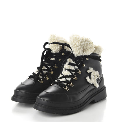 Chanel Calfskin Shearling CC Lace Up Boots 39.5 Black 3 of 7