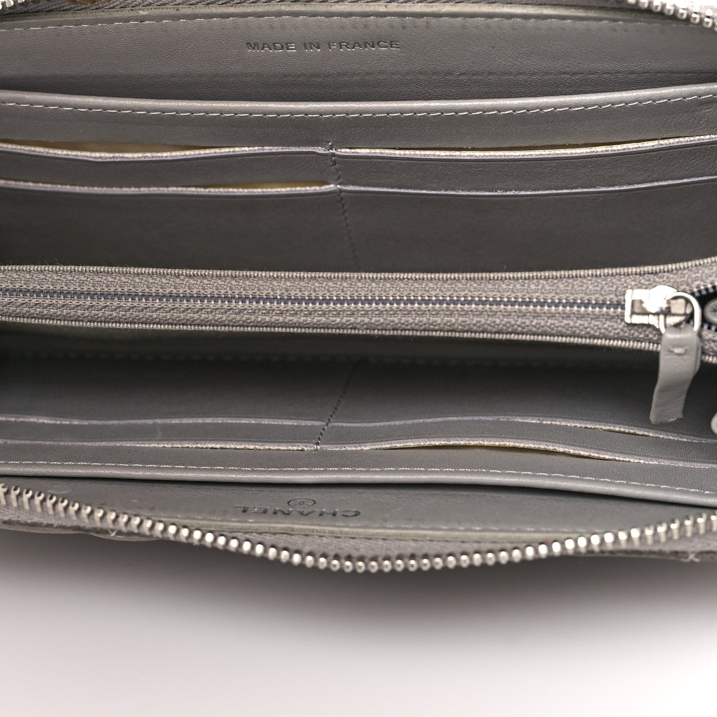 Caviar Quilted Large Gusset Zip Around Wallet Grey