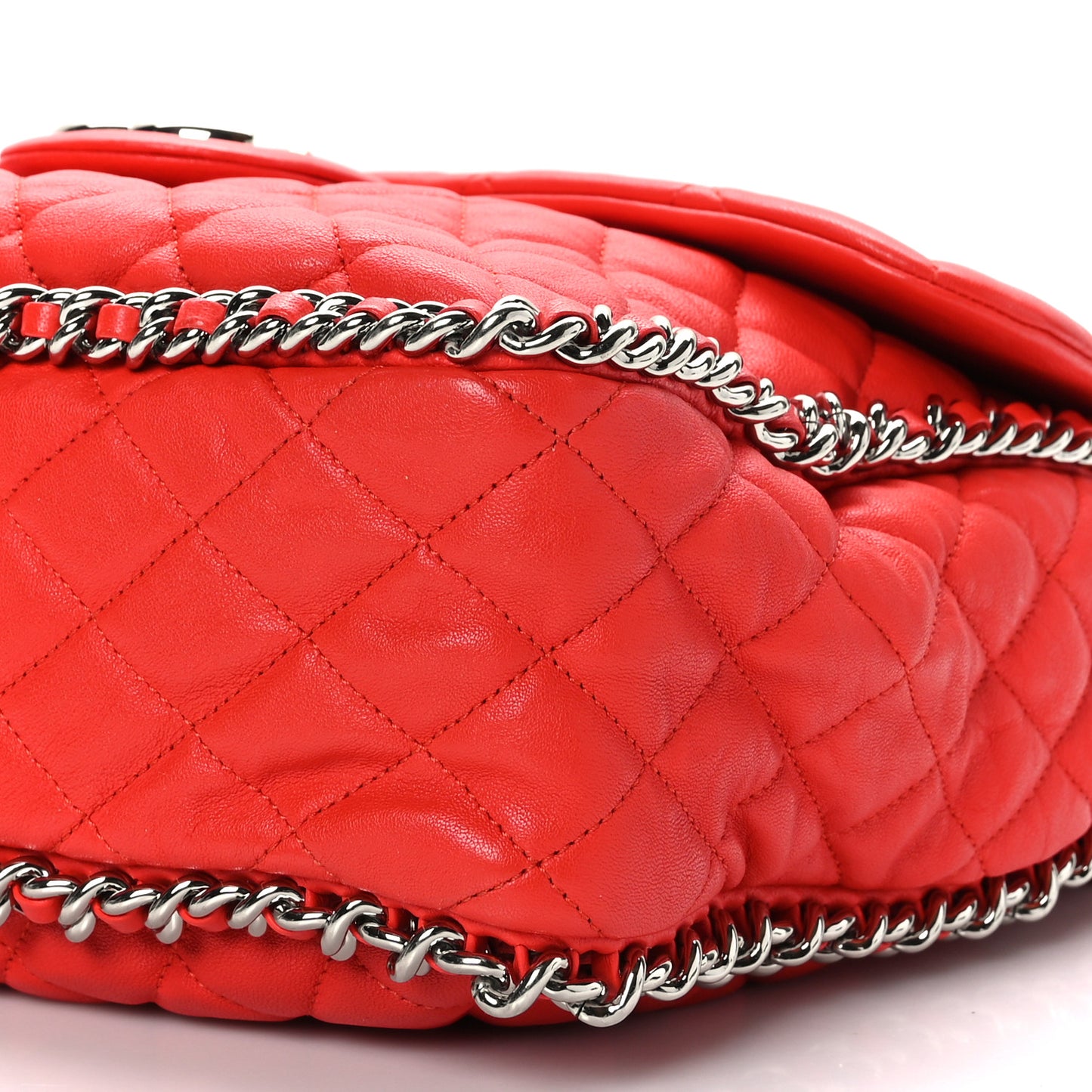 Washed Lambskin Quilted Maxi Chain Around Flap Red