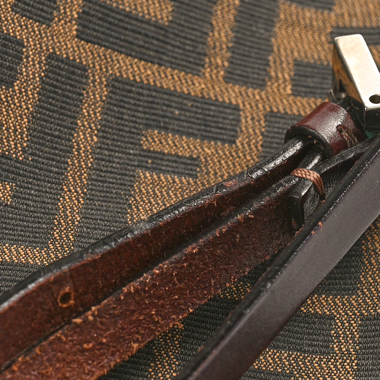 Zucca Small Crossbody Bag Tobacco