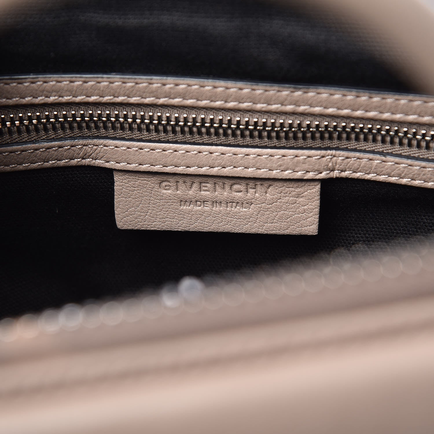 Givenchy Sugar Goatskin Medium Antigona Mastic 7 of 14