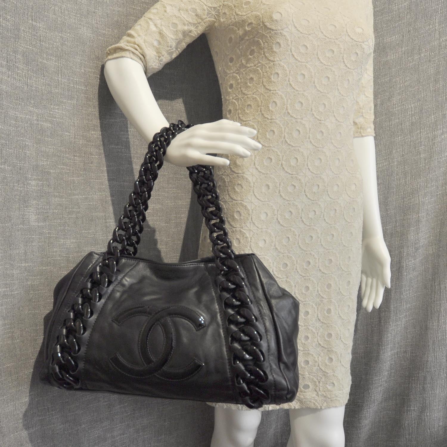 Chanel Leather Modern Chain Tote Black 2 of 9