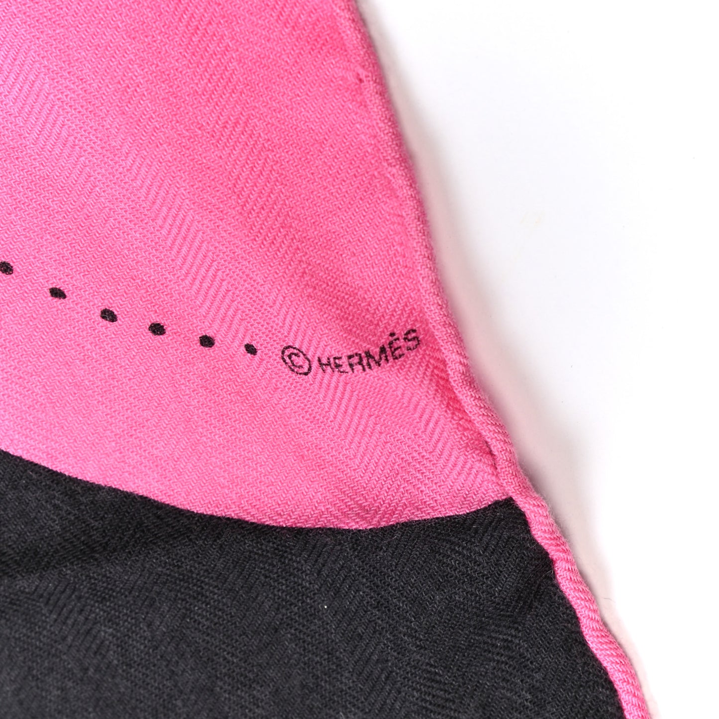 Cashmere Silk Last Night Scarf 100 Prune Gris Bubble Gum