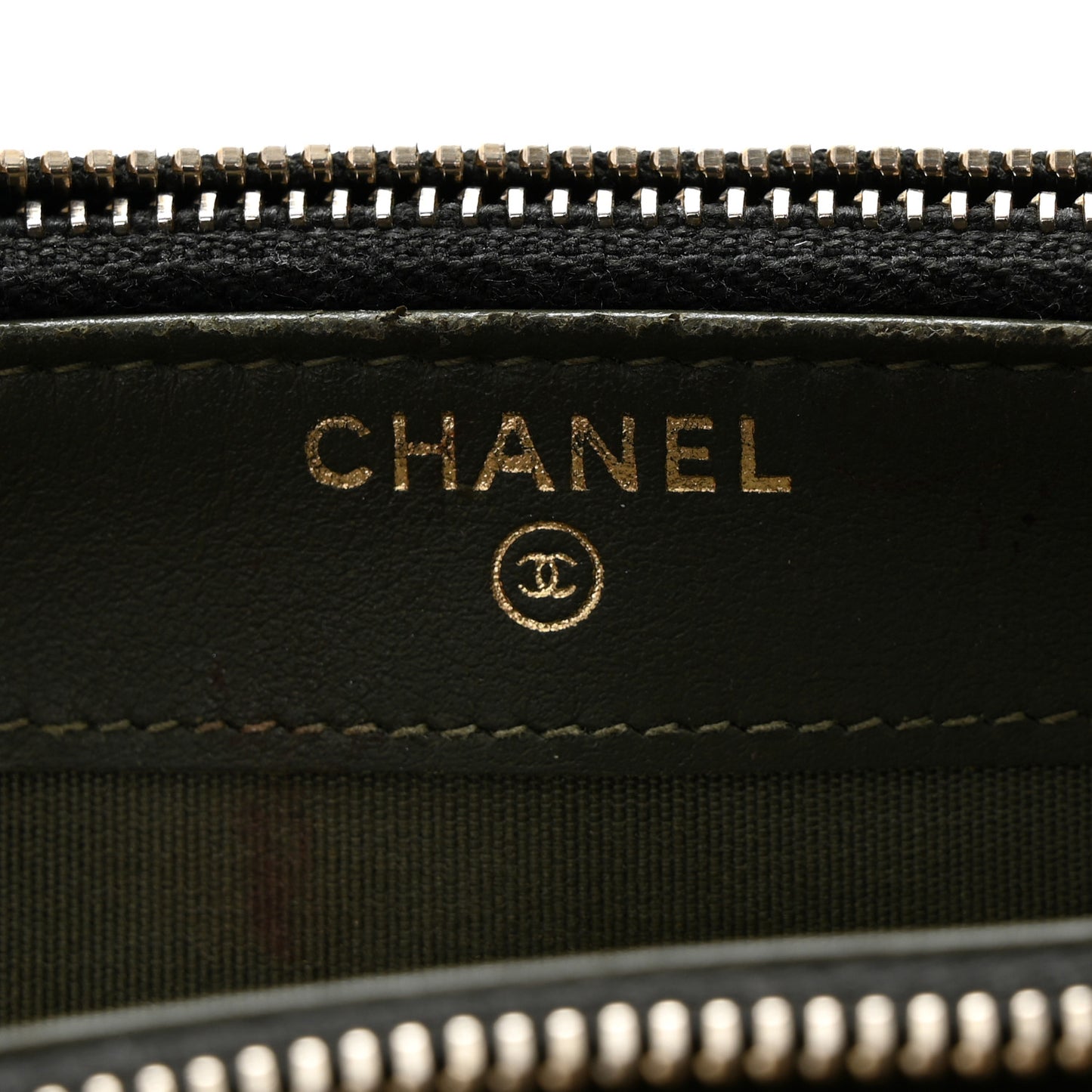 Caviar Quilted Small Boy Clutch With Chain Black