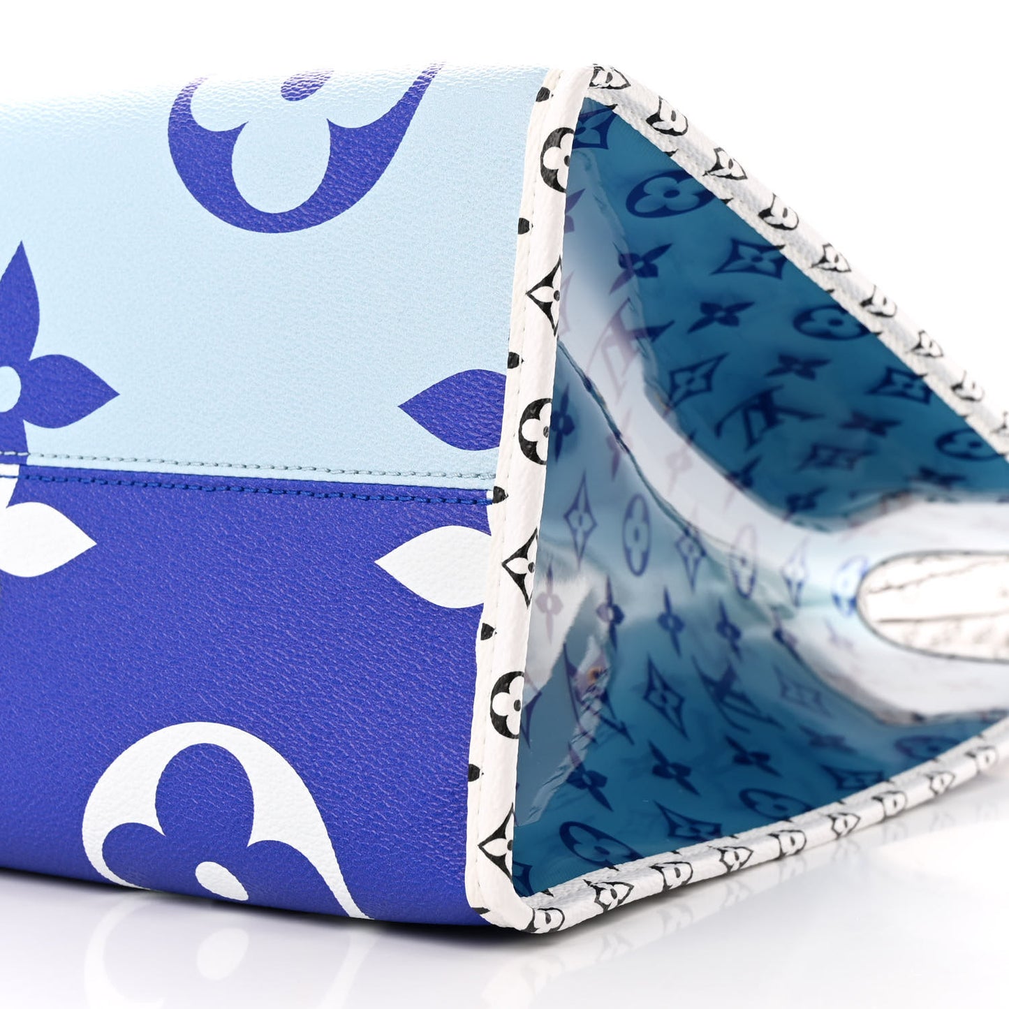 Monogram Giant Hawaii Onthego Blue