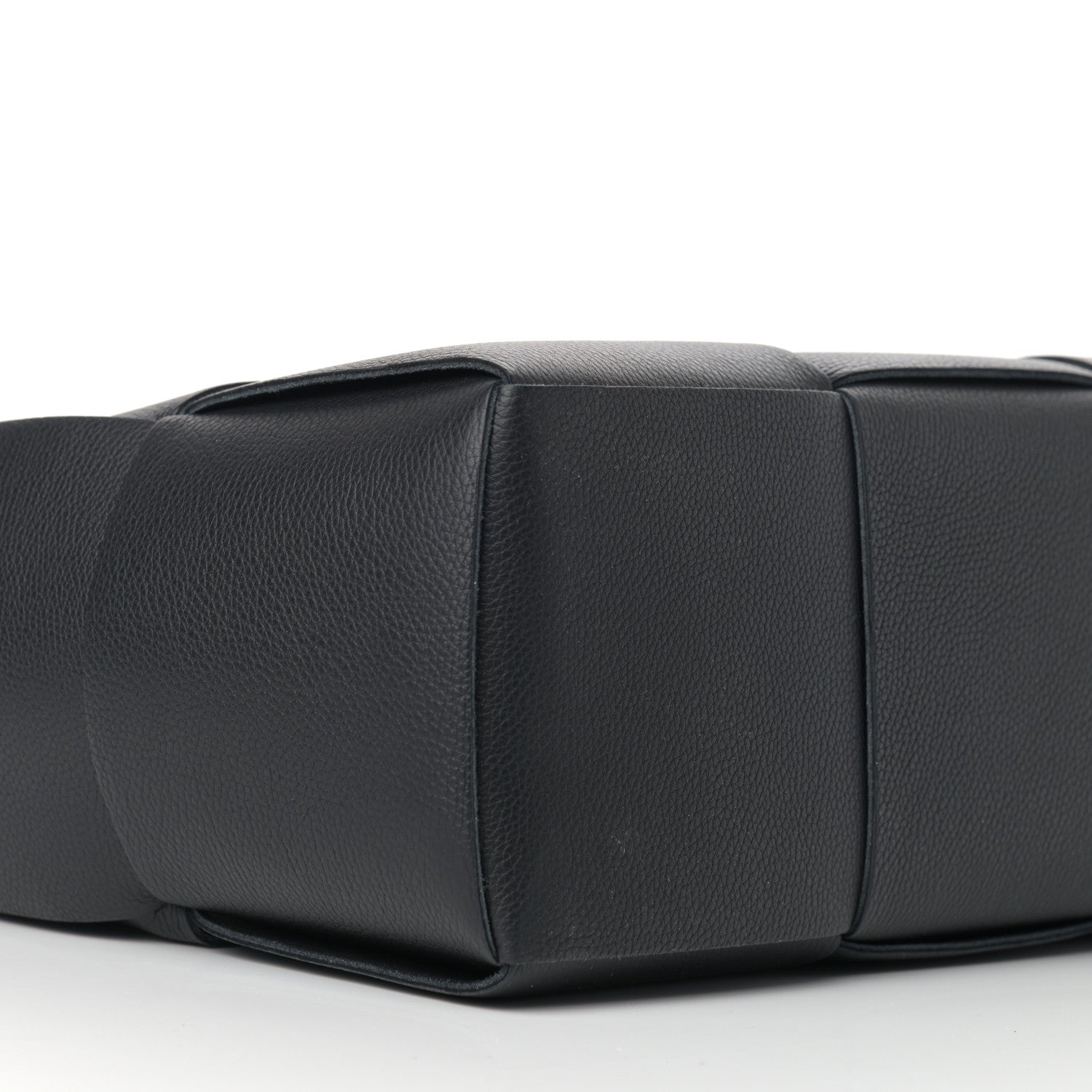 Bottega Veneta Grained Calfskin Intrecciato Small Arco Tote Black 8 of 9