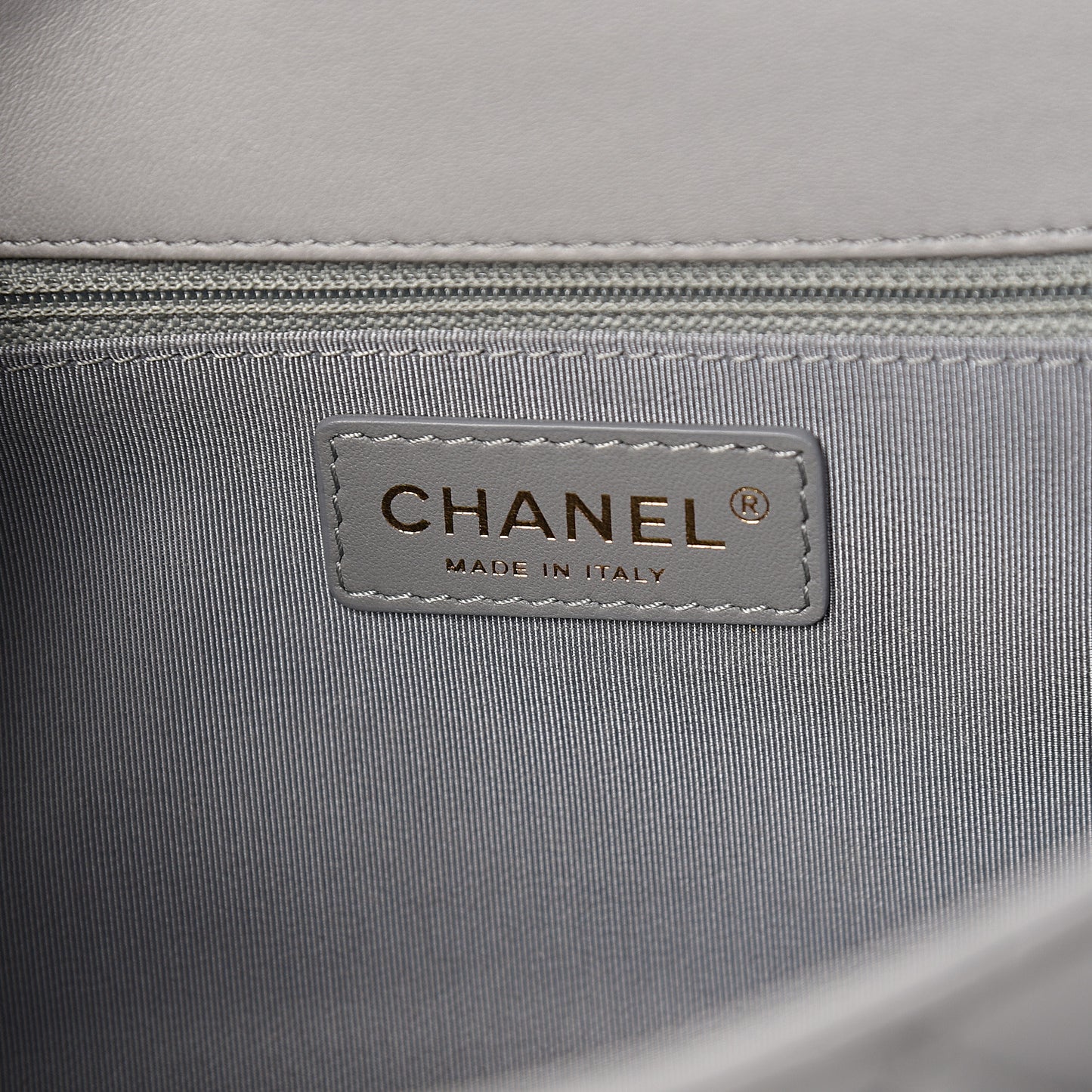 Lambskin Quilted Medium Mademoiselle Chic Flap Gris
