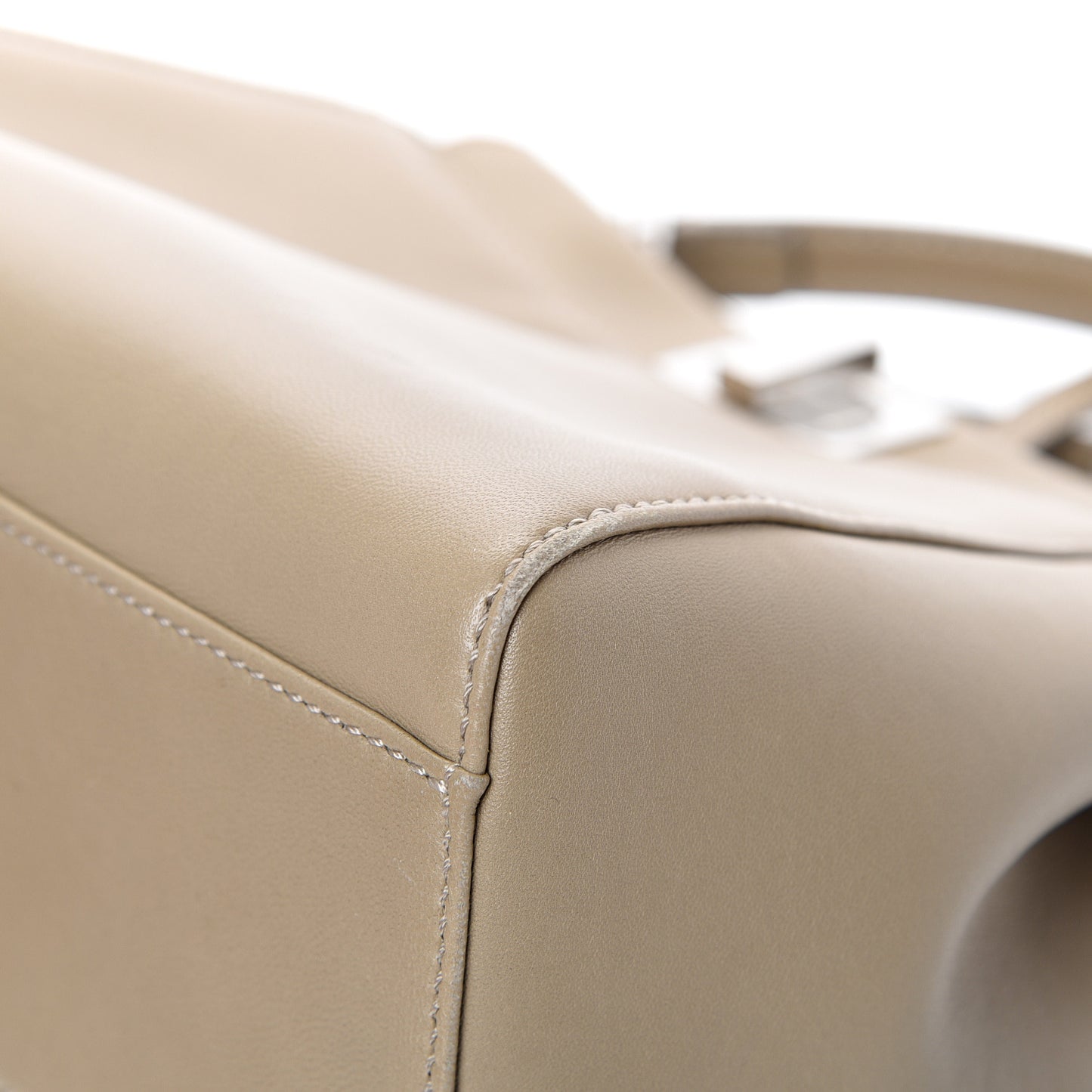 Nappa Mini Peekaboo Iconic Satchel Tortora