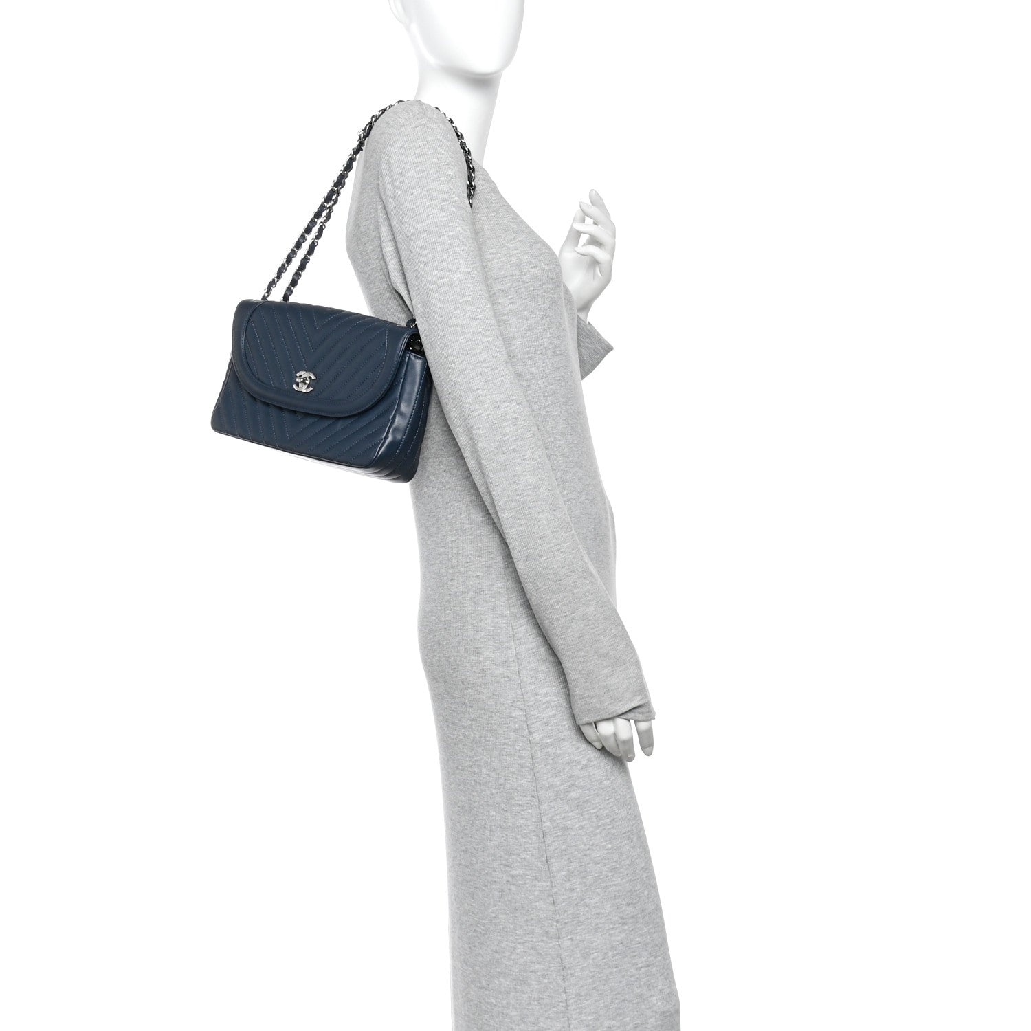 Chanel Lambskin Chevron Medium Single Flap Navy 2 of 12