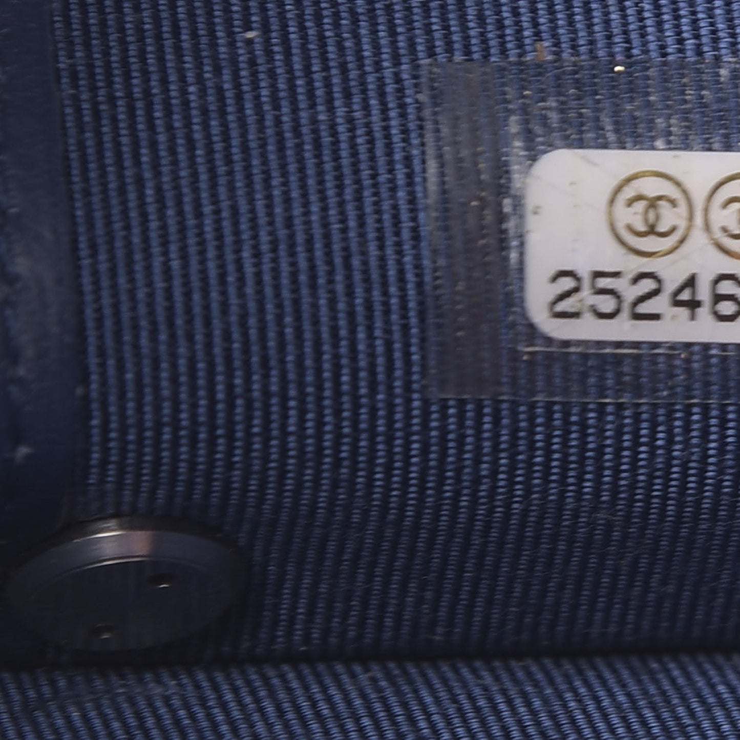 Caviar Quilted Classic 4 Key Holder Wallet Blue