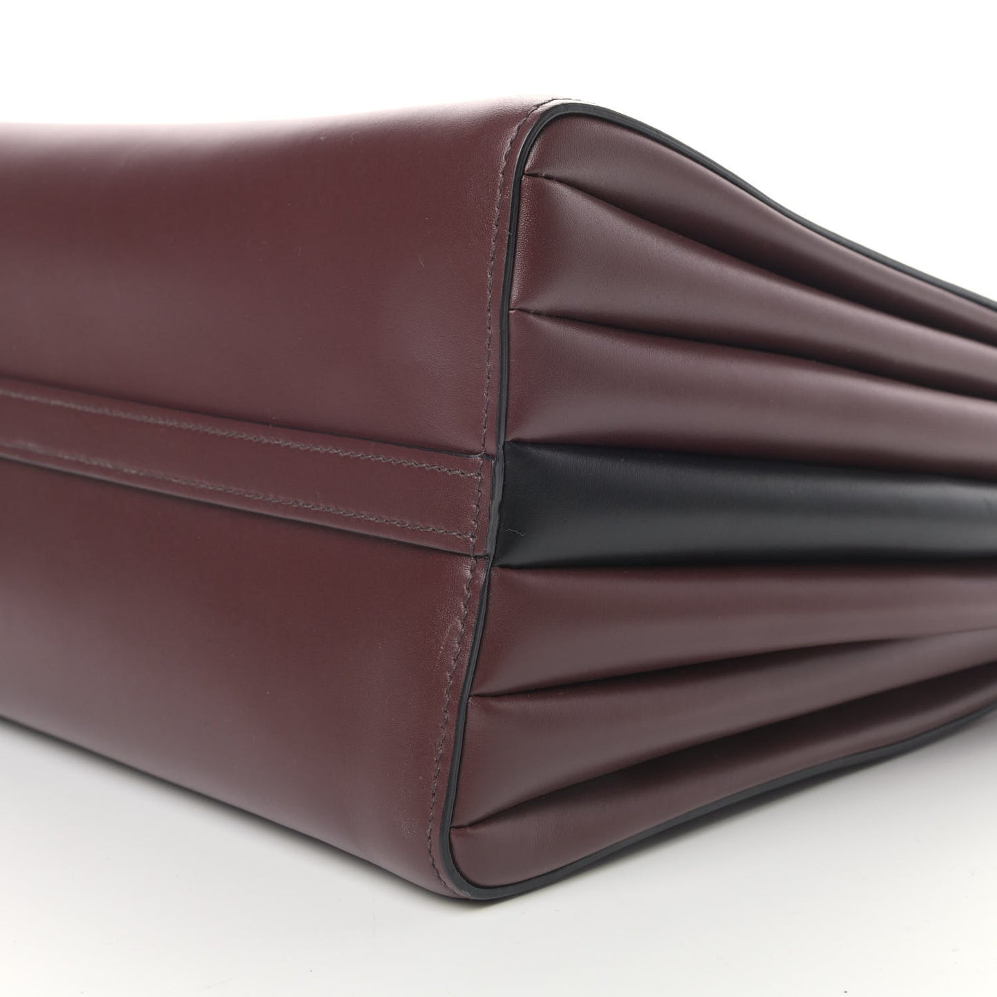 City Calf Bibliotheque Tote Granato Black