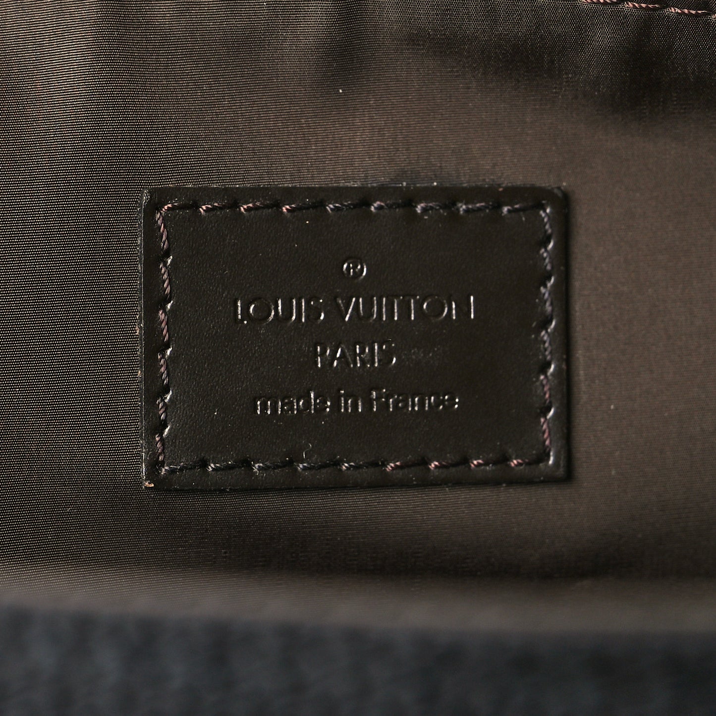 Damier Geant Belier Messenger Bag Black