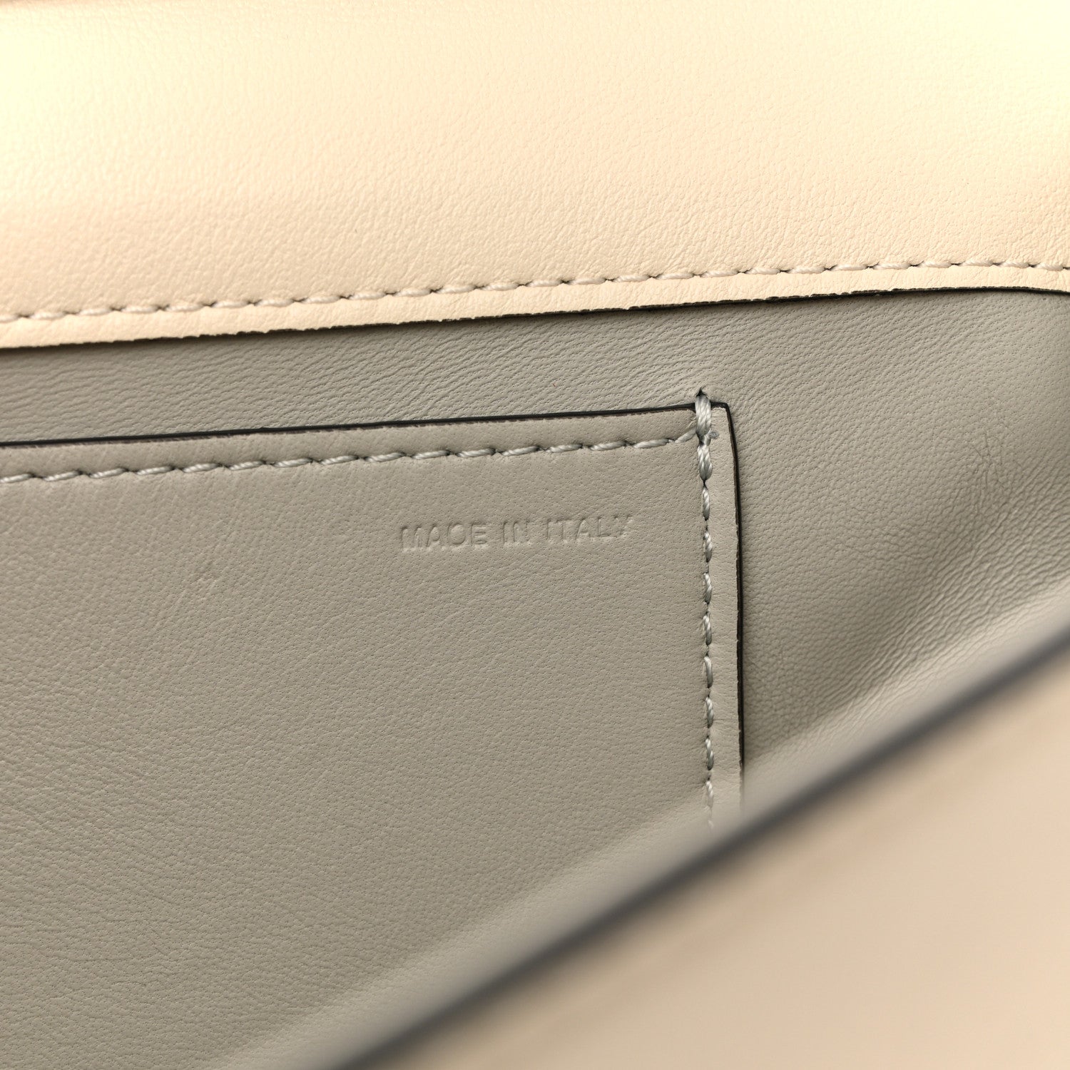 Valentino Garavani Calfskin Vlogo Loco Shoulder Bag Light Ivory 7 of 11