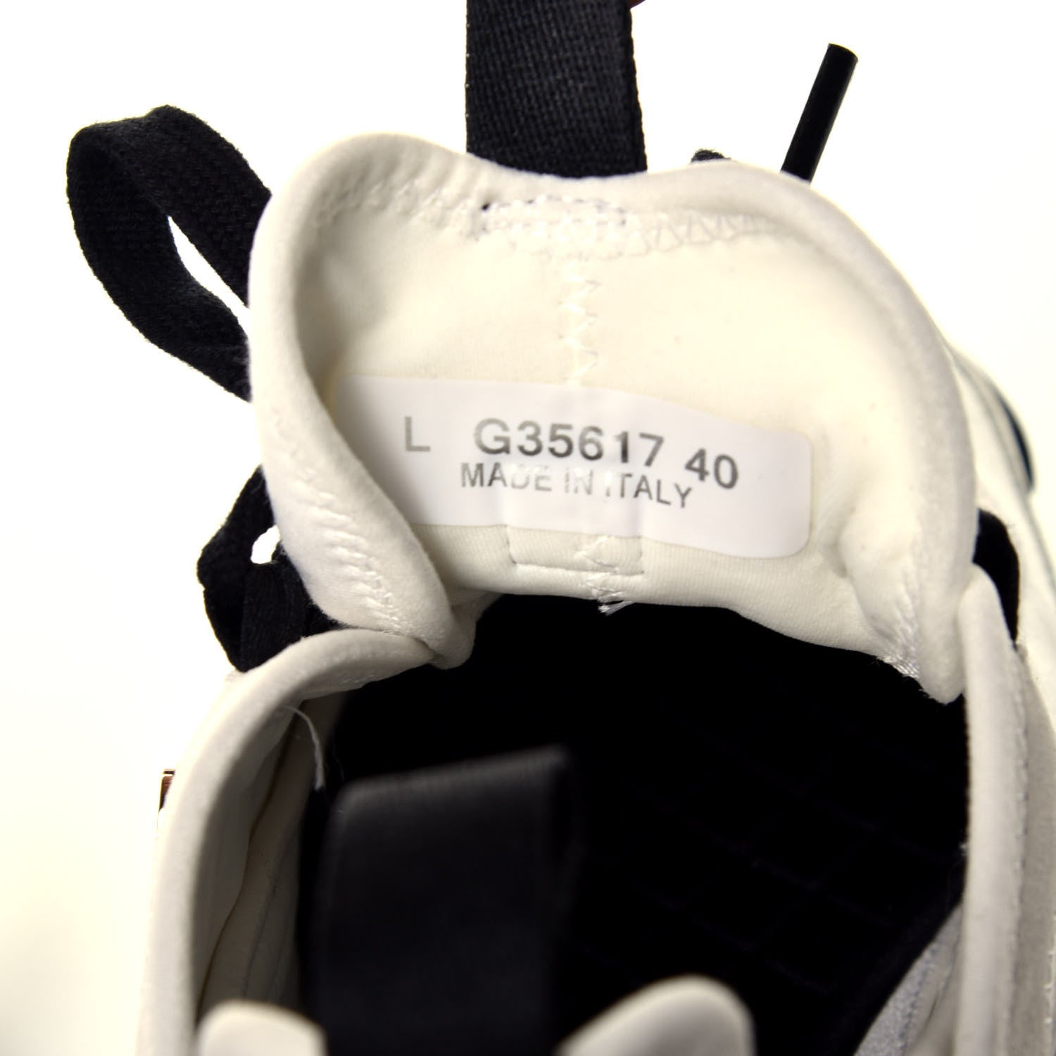 Chanel Velvet Calfskin Mixed Fibers CC Sneakers 40 Ivory 9 of 9