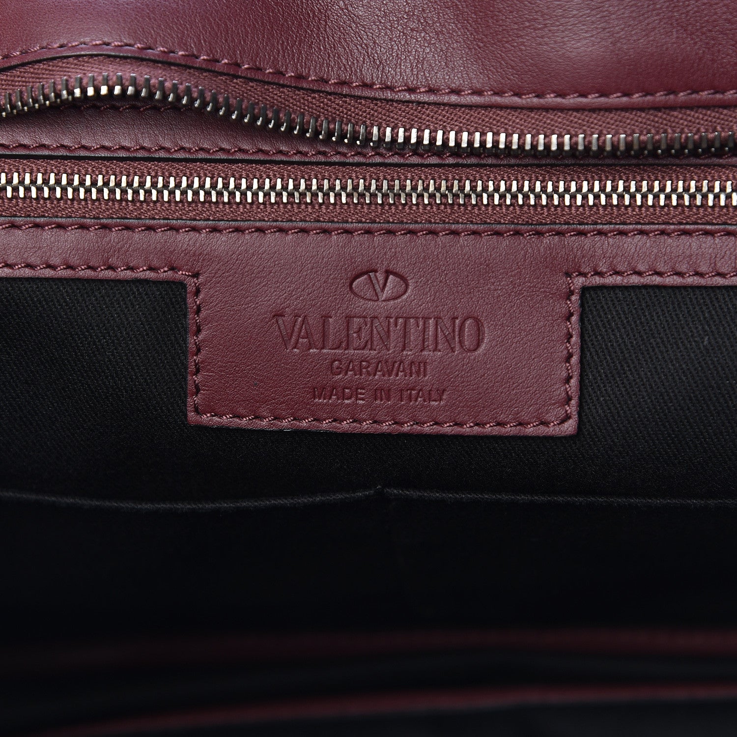 Valentino Garavani Vitello Rockstud Messenger Bag Rubin 6 of 12