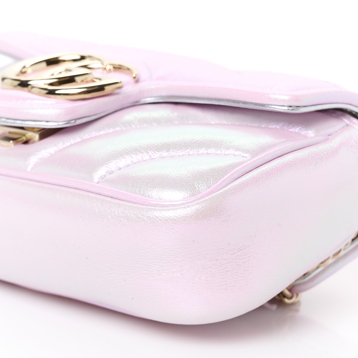 Iridescent Nappa Chevron Matelasse Super Mini GG Marmont Shoulder Bag Iridescent Escape Pink