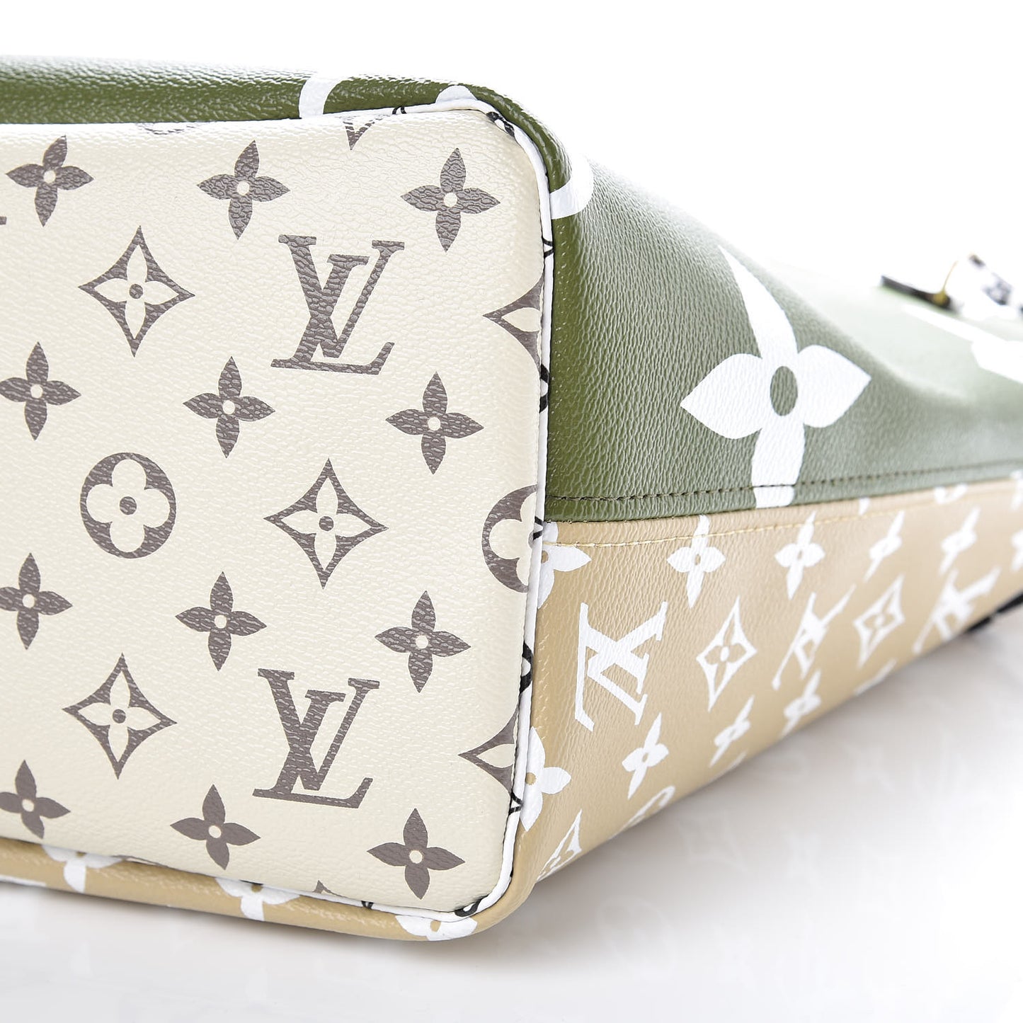 Monogram Giant Neverfull MM Kaki