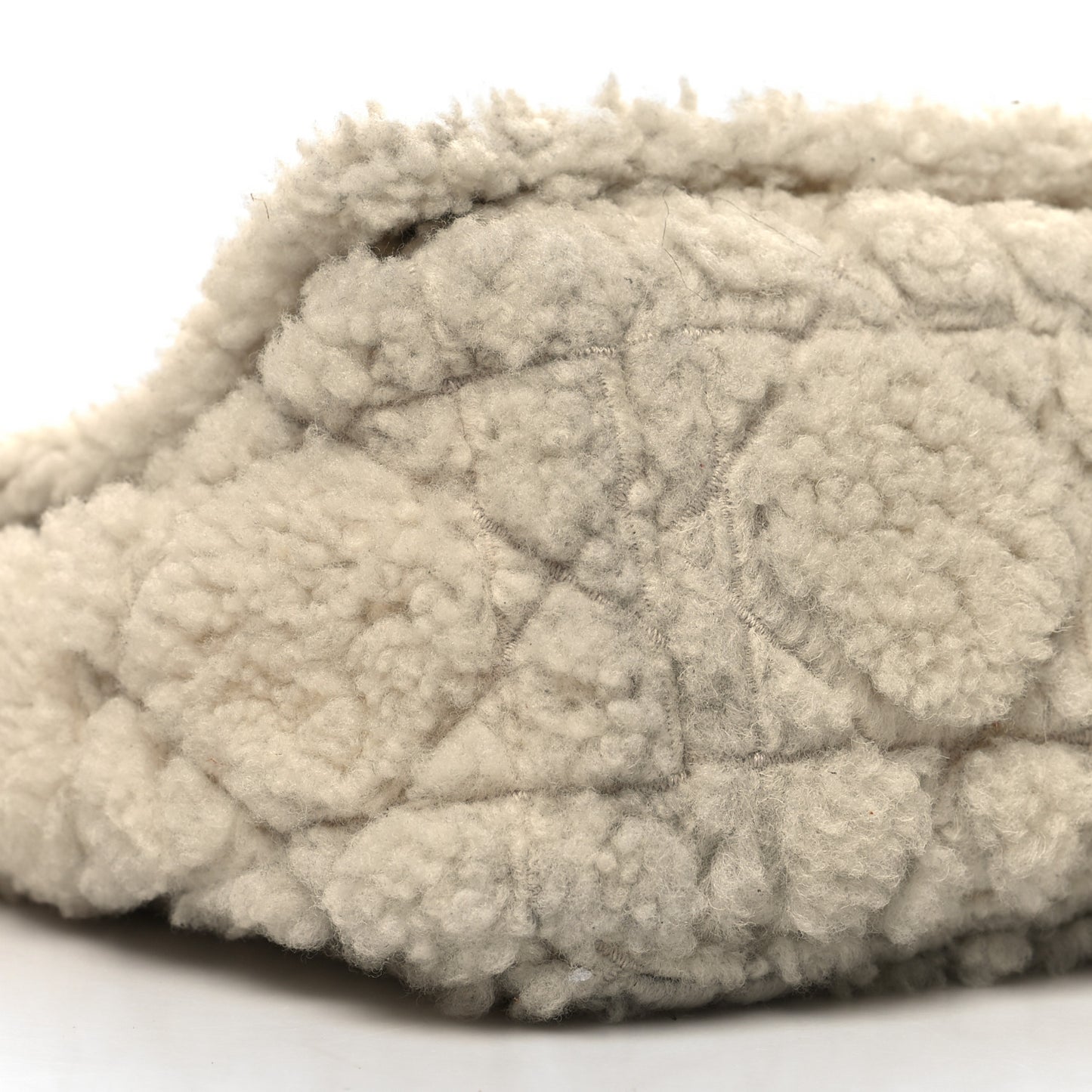 Shearling Cannage Medium Caro Bag Natural