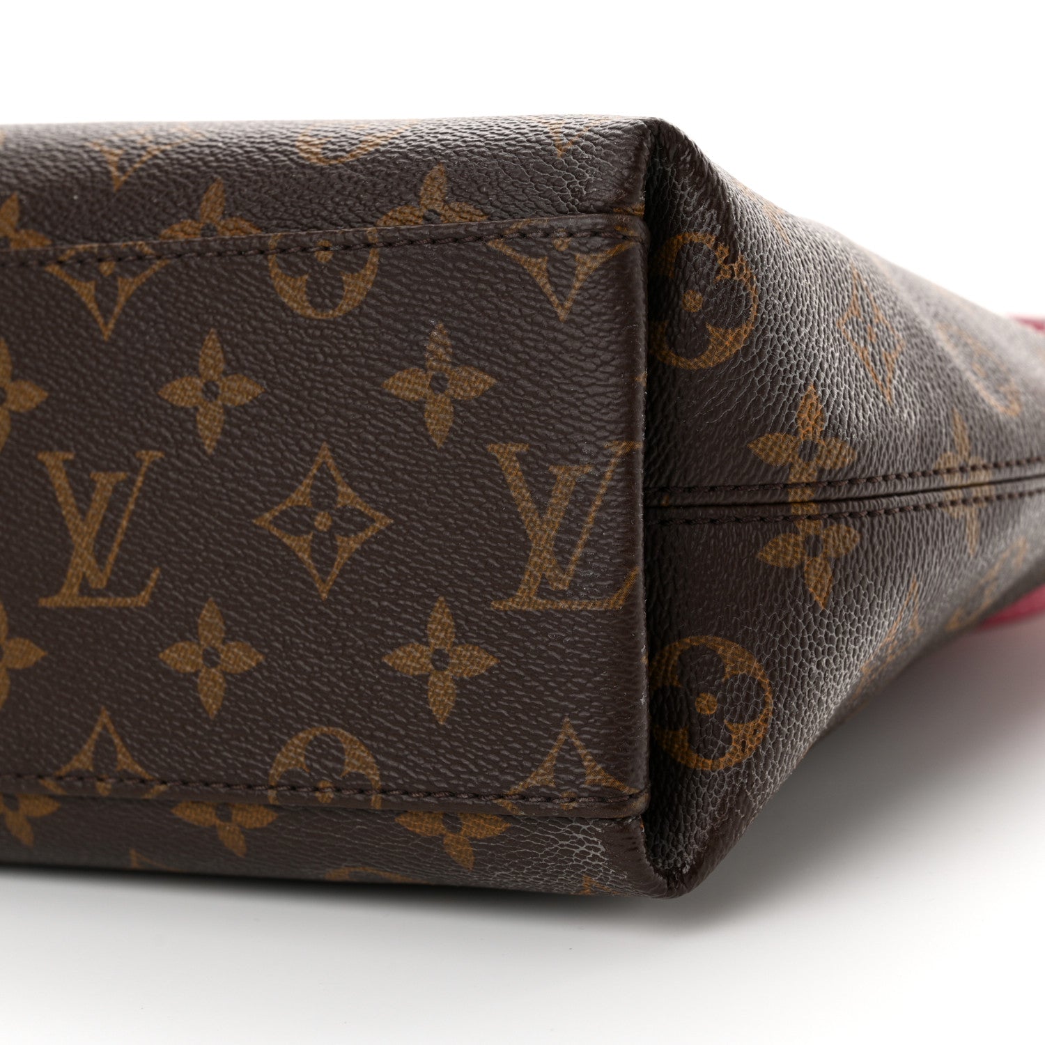 Louis Vuitton Monogram Tuileries Besace Kaki 9 of 17