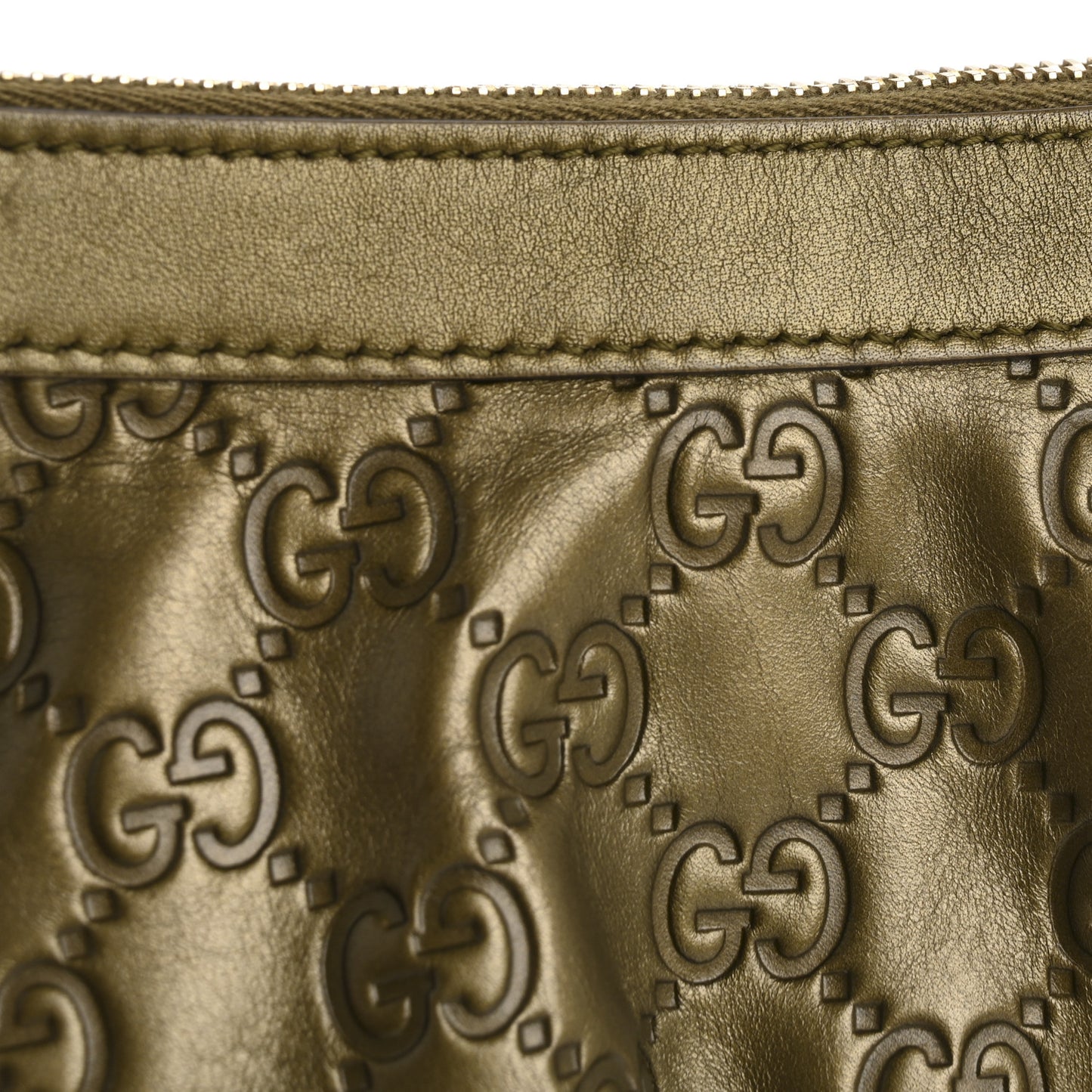 Metallic Soft Guccissima Signature New Britt Wristlet Green