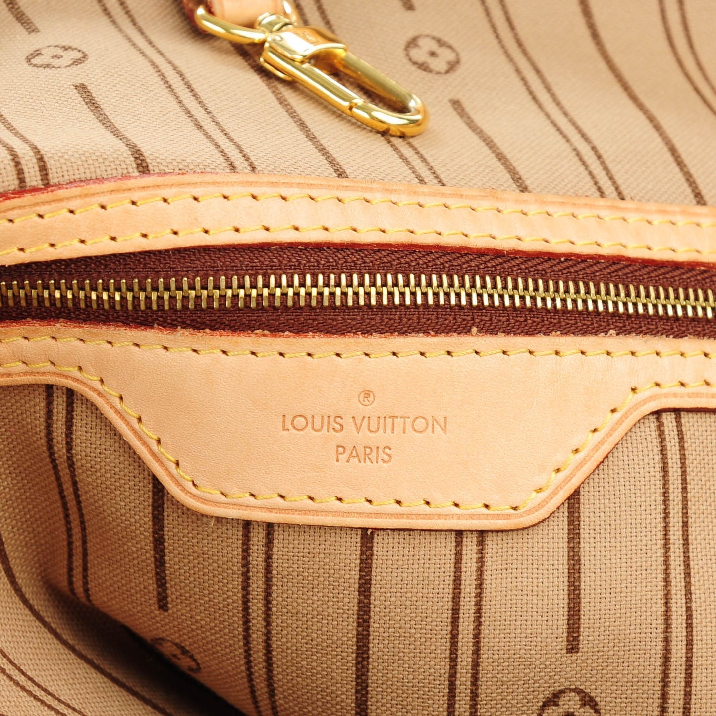 Monogram Delightful MM