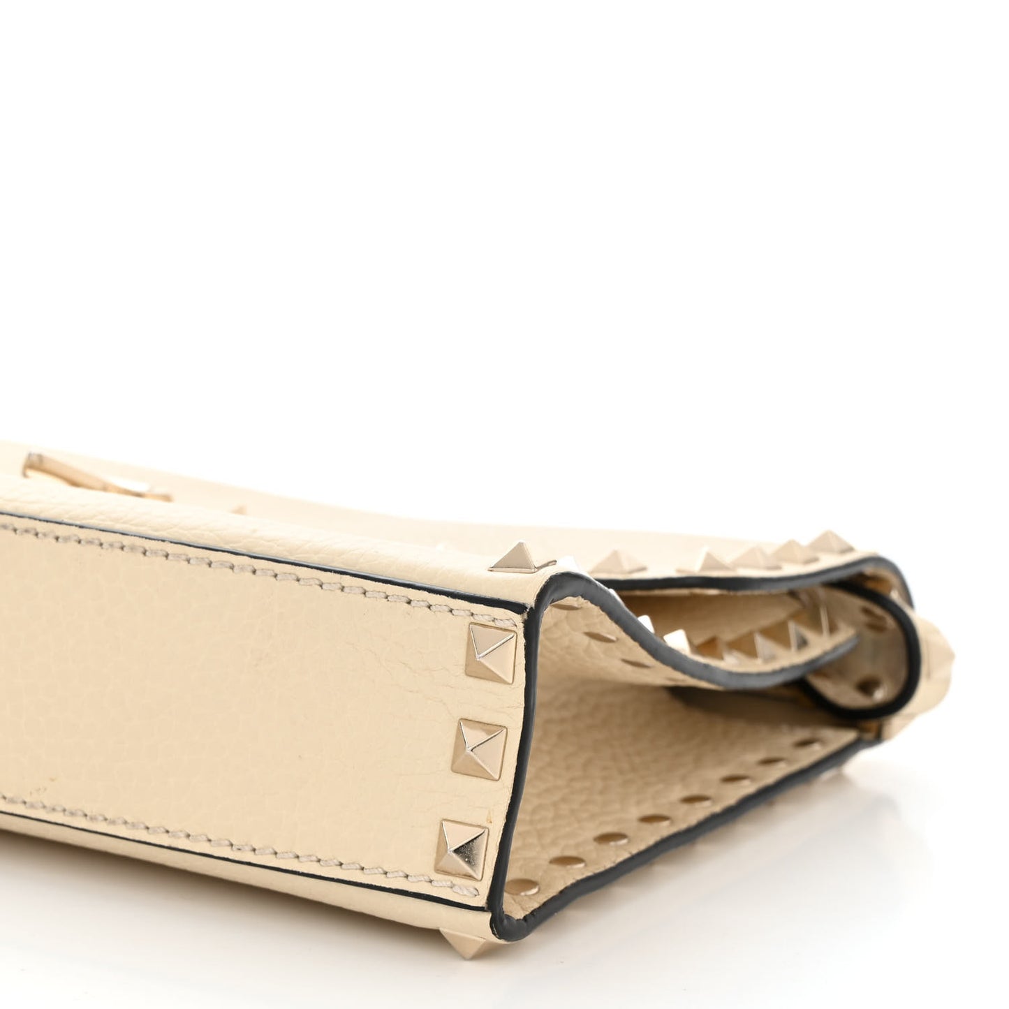 Pebbled Calfskin Medium Rockstud Flip Lock Crossbody Bag Light Ivory