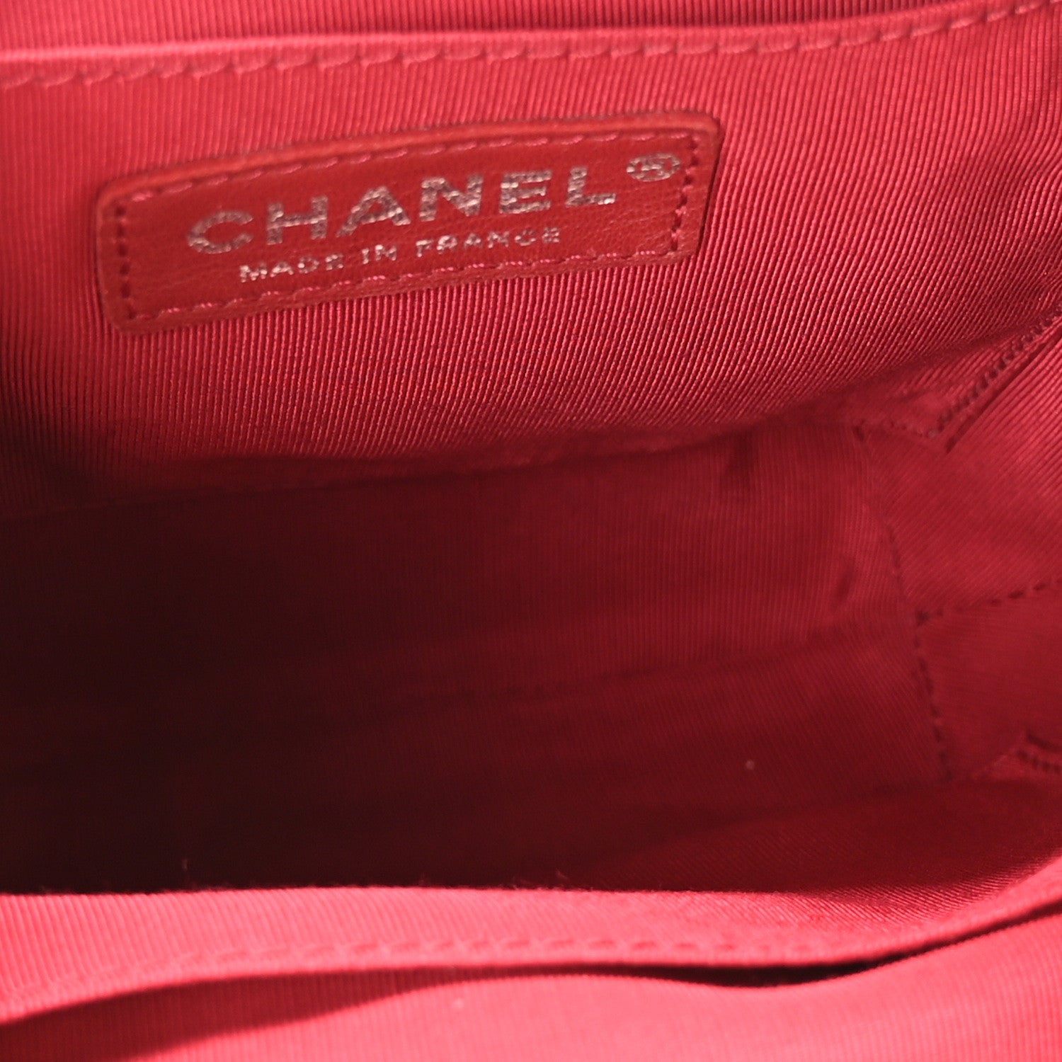 Chanel Aged Calfskin Quilted Small Gabrielle Bucket White Black 5 of 10