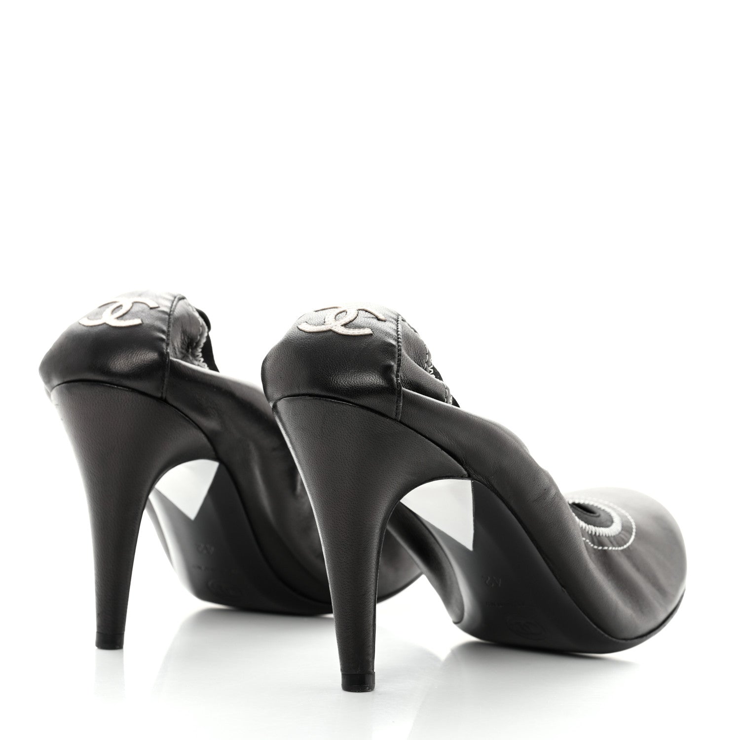 Chanel Lambskin CC Elastic Stretch Pumps 42 Black White 4 of 7