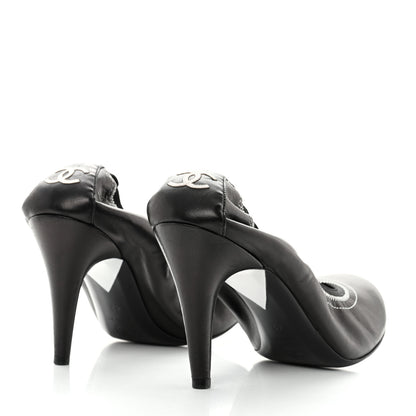 Chanel Lambskin CC Elastic Stretch Pumps 42 Black White 4 of 7