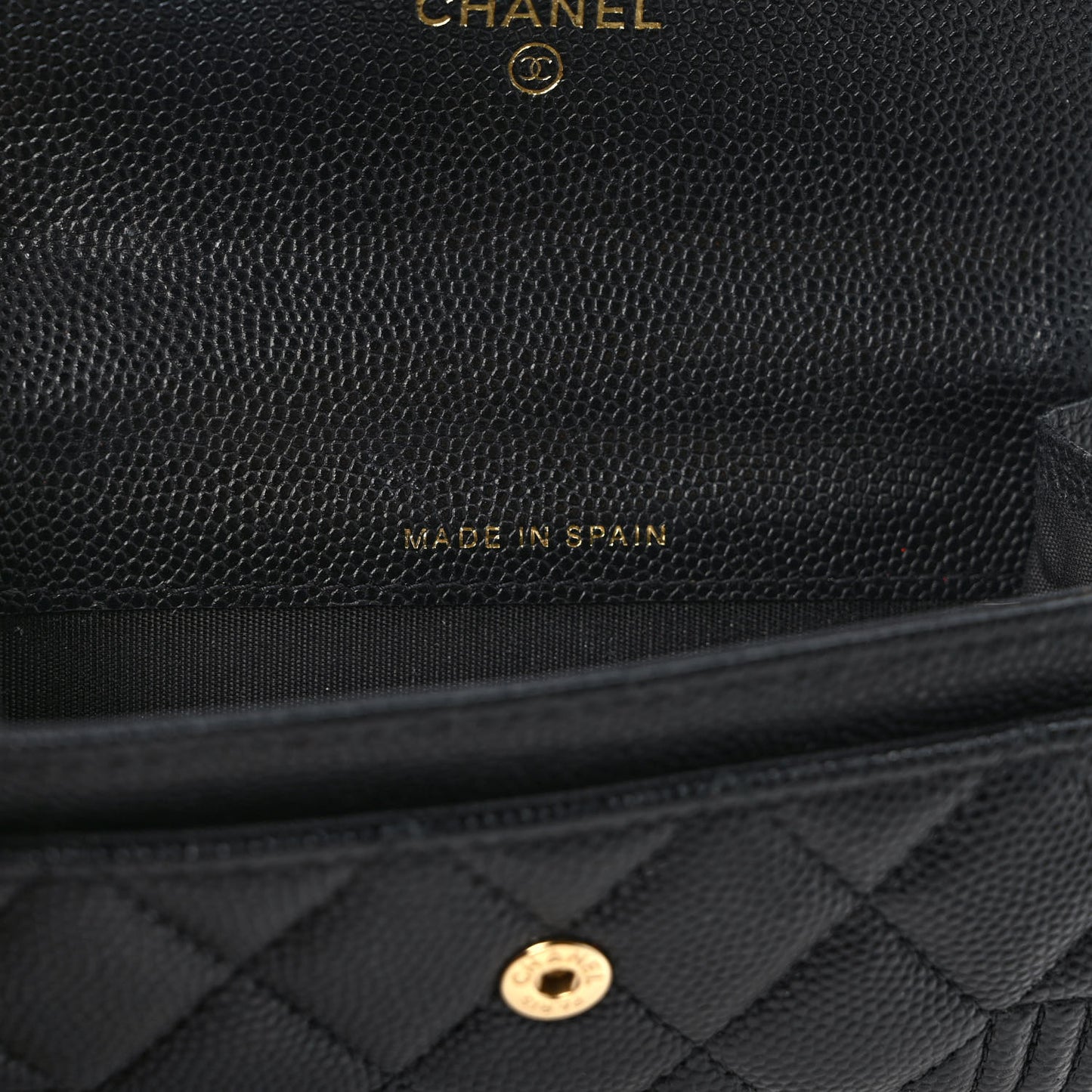 Caviar Quilted Boy Flap Card Holder Black