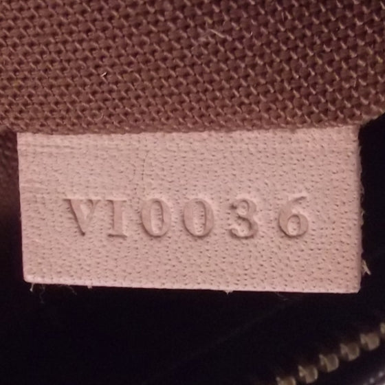 Louis Vuitton Monogram Cabas Mezzo 9 of 9
