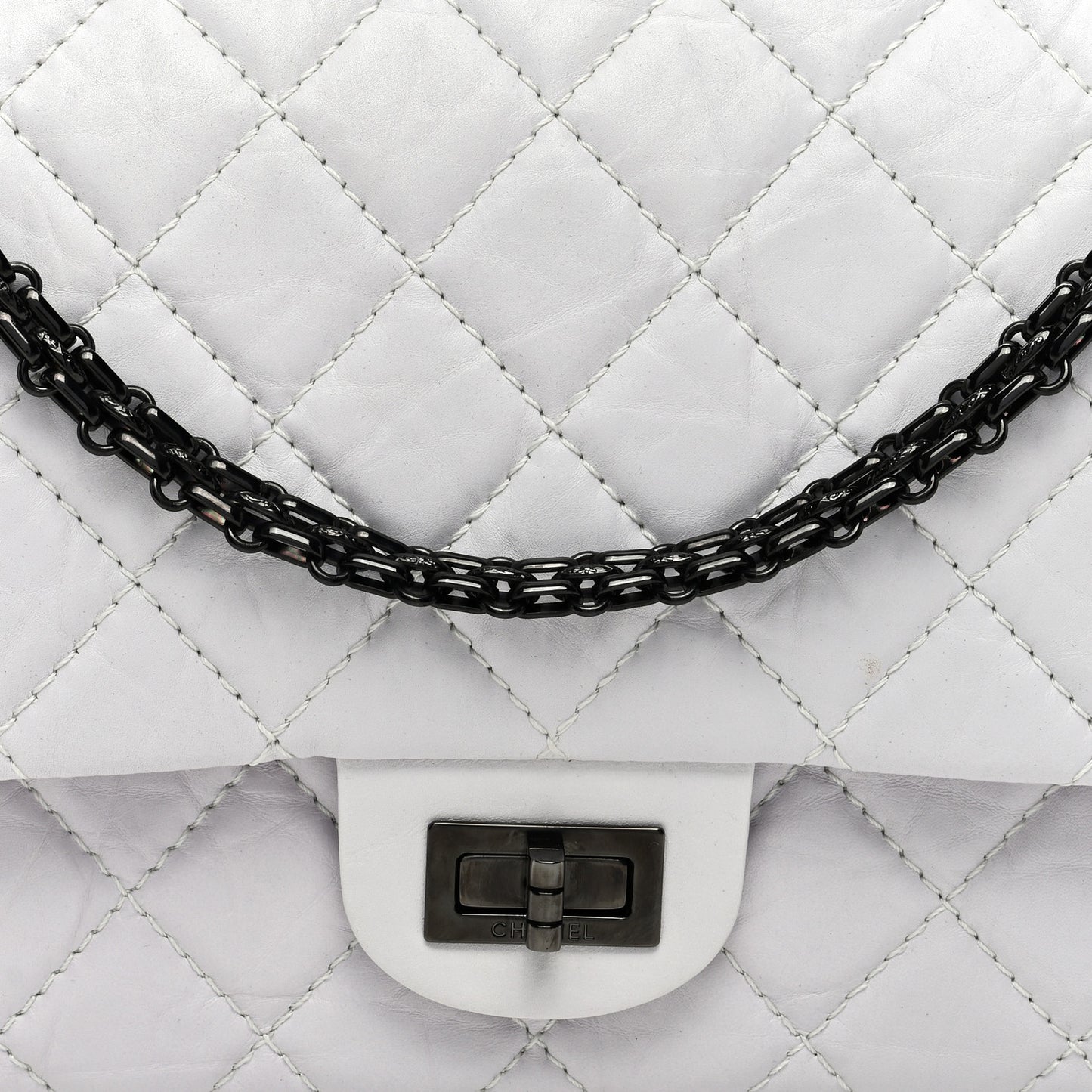 Aged Calfskin 2.55 Reissue 226 Flap White