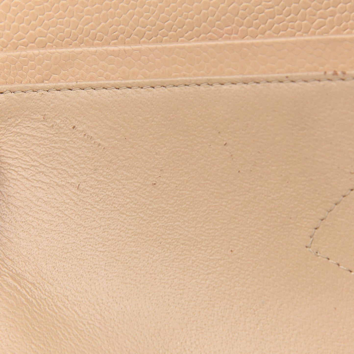 Caviar Quilted Jumbo Double Flap Beige Clair