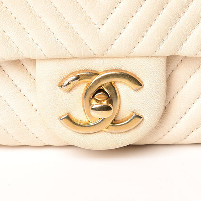 Chanel Calfskin Chevron Small Surpique Flap Ivory 15 of 16