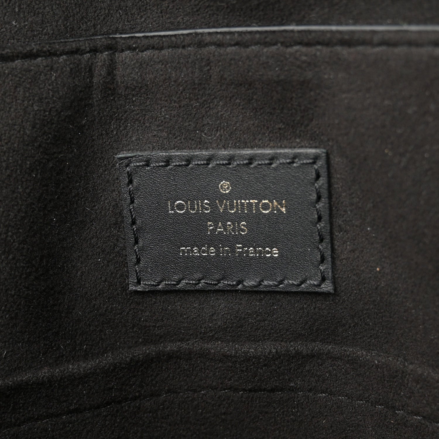 Louis Vuitton Damier Ebene Beaubourg MM 6 of 12