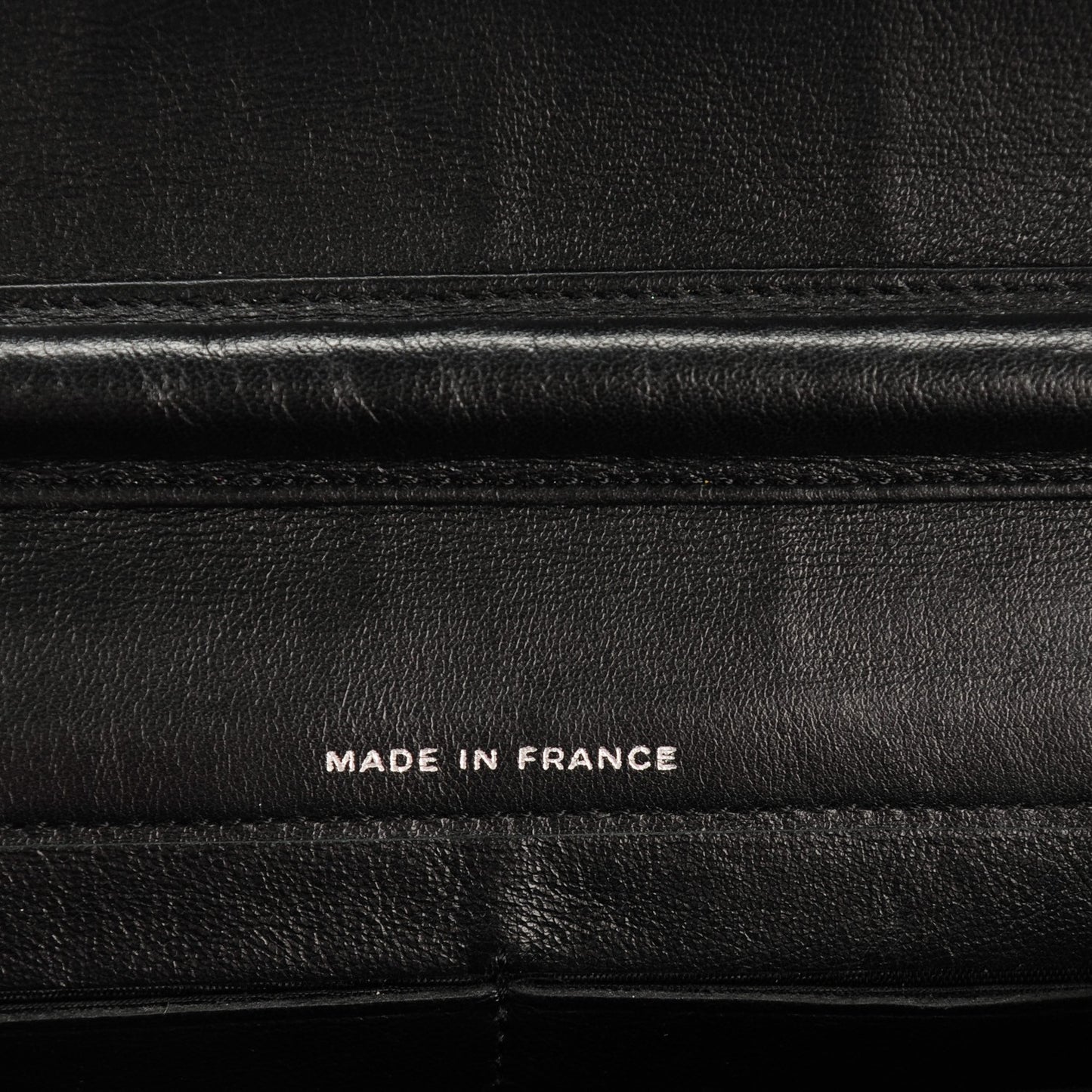 Patent Quilted Brilliant Wallet On Chain WOC Black