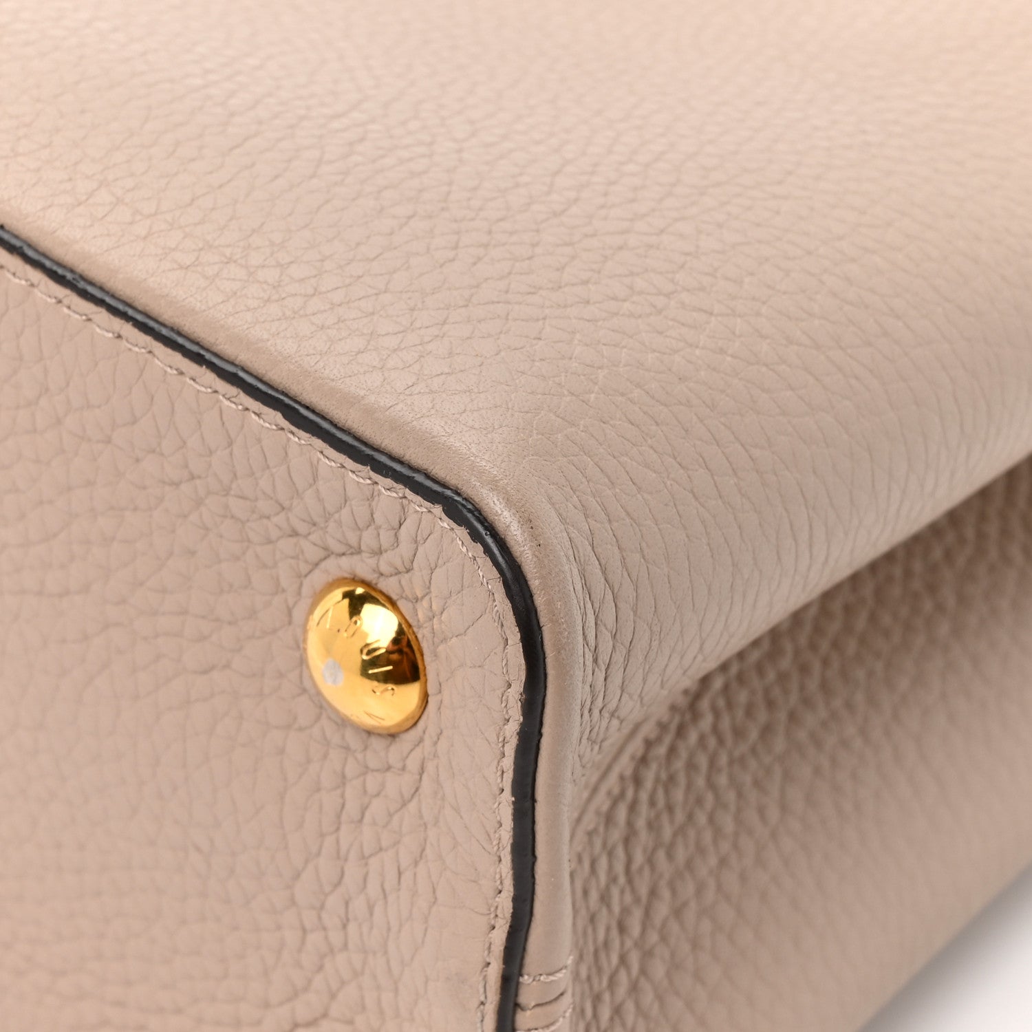 Louis Vuitton Taurillon Capucines PM Galet 11 of 14