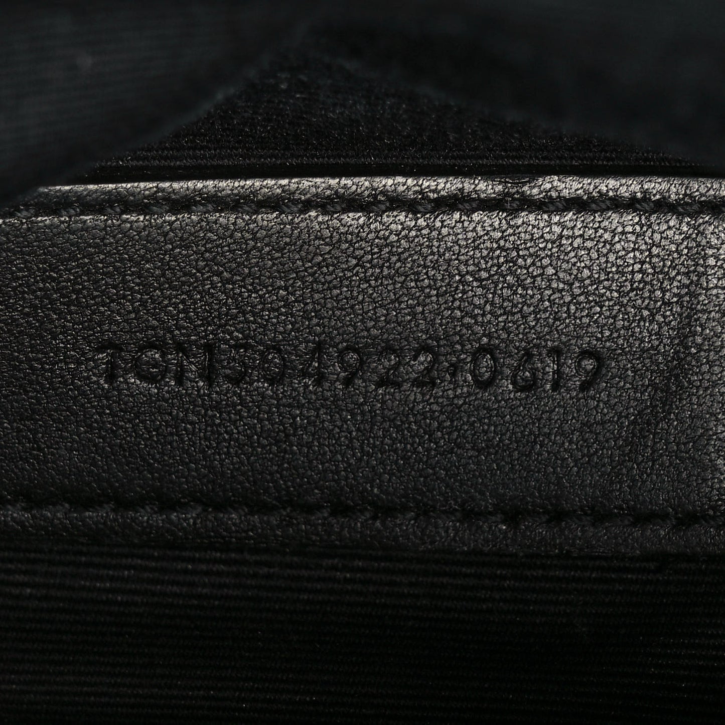 Grain De Poudre Chevron Monogram Bill Pouch Black