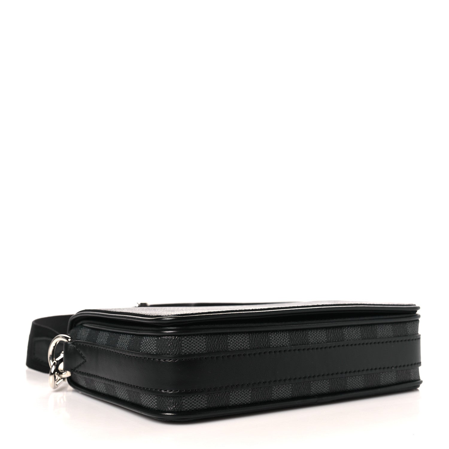 Louis Vuitton Damier Graphite 3D Studio Messenger 4 of 8