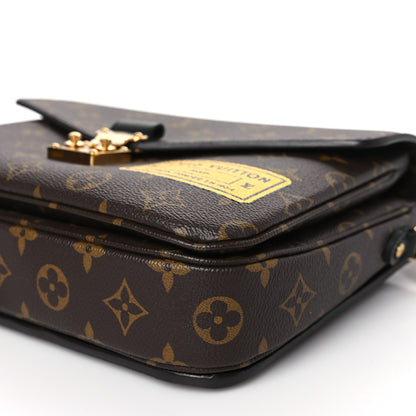 Louis Vuitton Monogram My World Tour Pochette Metis 8 of 8