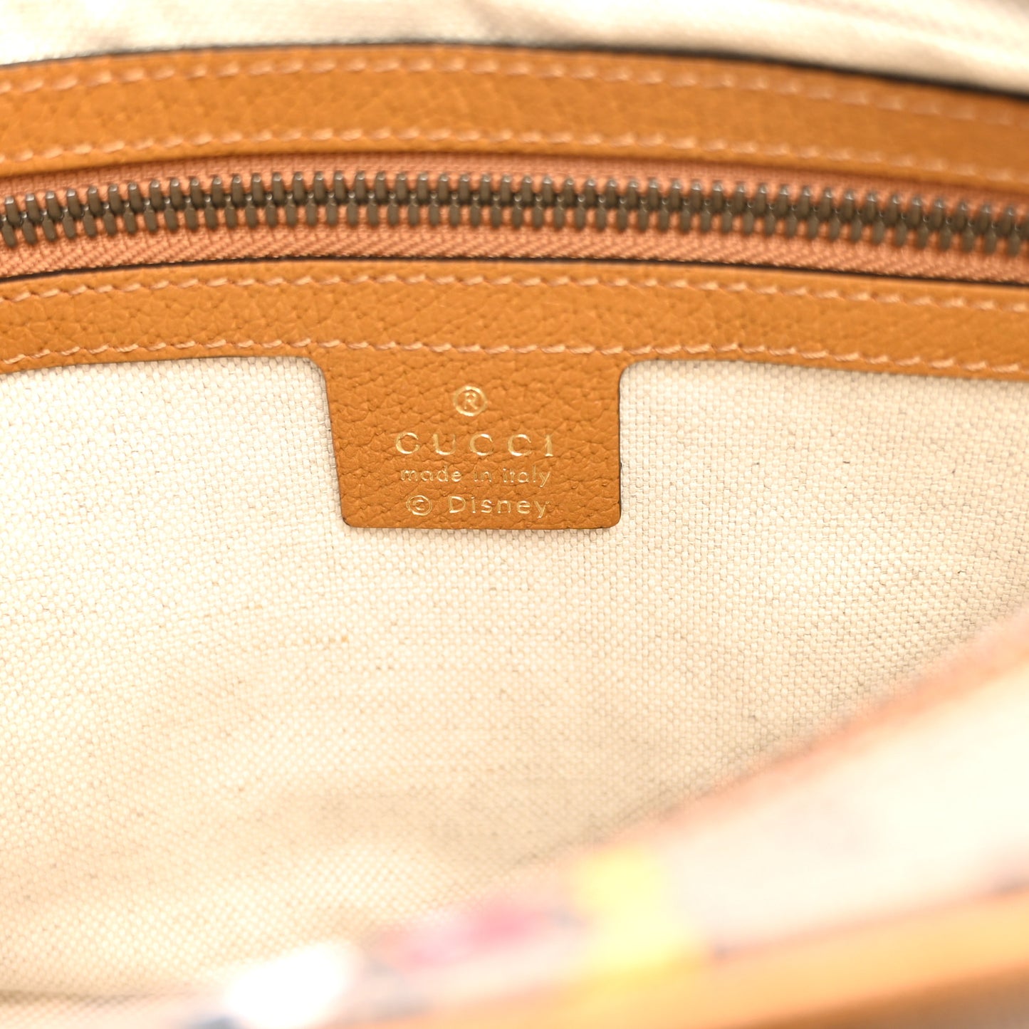 X DISNEY Mini Vintage GG Supreme Monogram Mickey Mouse Small Belt Bag 85 34 Beige Vintage Sun Oil