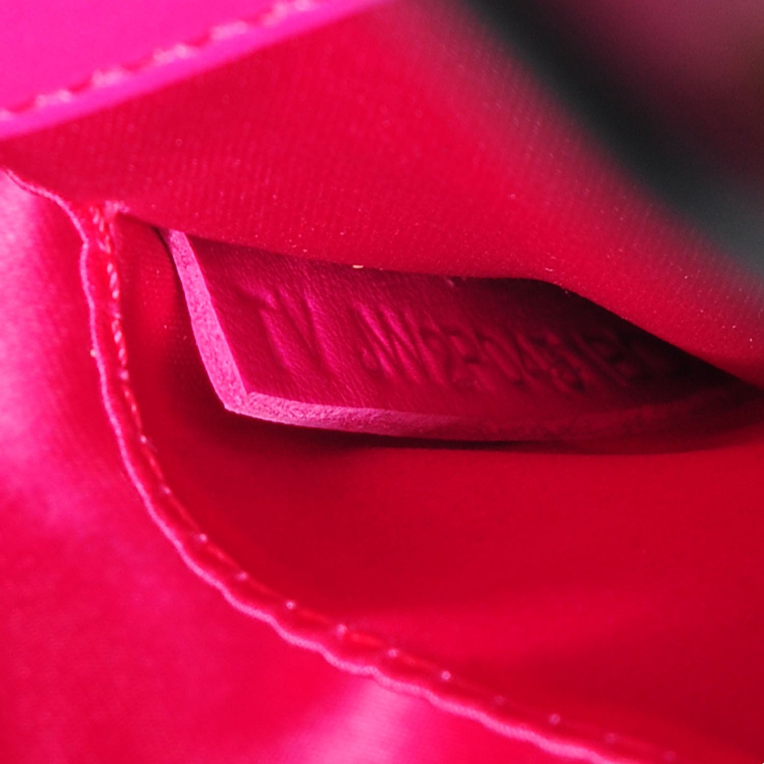 Valentino Garavani Vitello Rockstud Crossbody Saddle Bag Fuxia 10 of 10